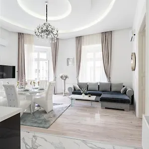 Kiraly 35 Luxury With Free Parking Budapest