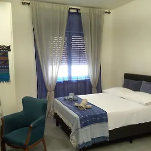 /